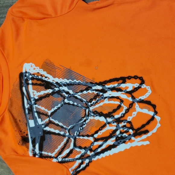 Boys Champion 🏀 basketball themed athletic t shirt - Picture 3 of 8